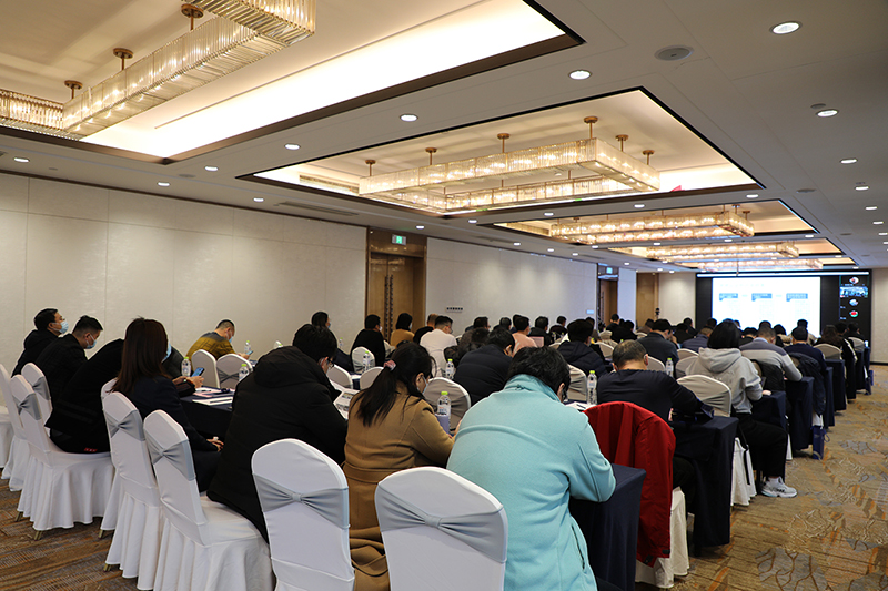 12-14-安车检测承办中国计量协会机动车计量检测技术工作委员会规范审定暨维保培训研讨会2.jpg